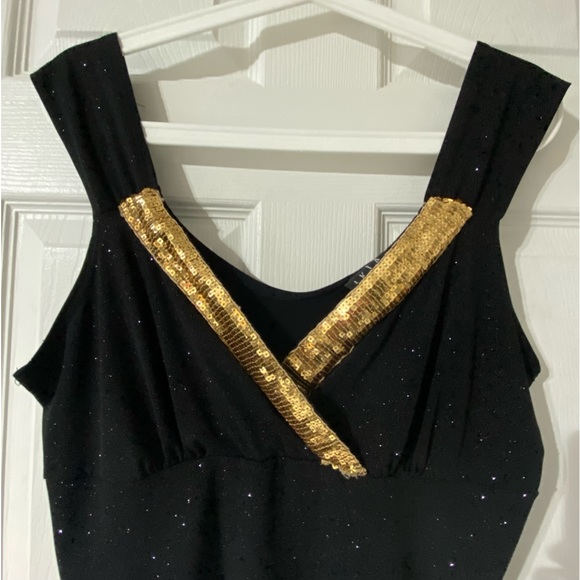 J K L A California Women’s Sleeveless Sparkle Black & Gold top size XL - Picture 3 of 11